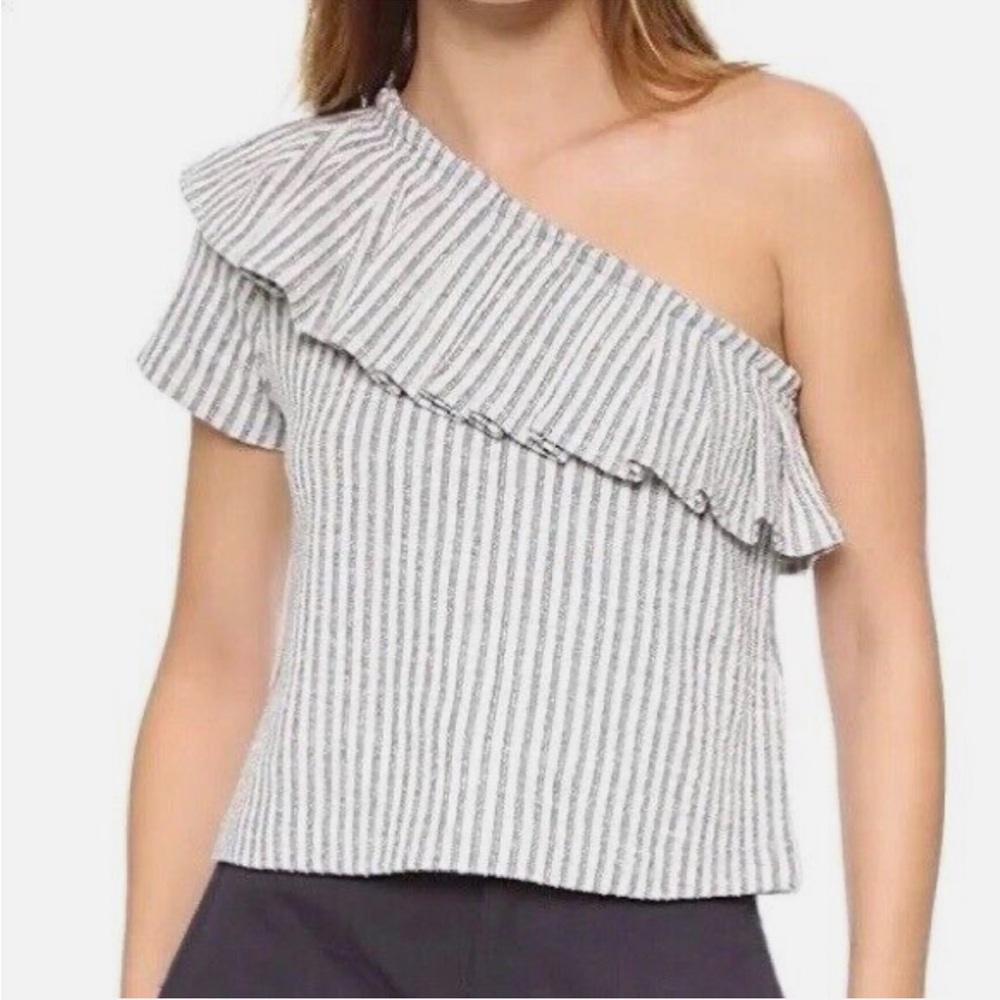 Club Monaco Top 🤩 NWOT